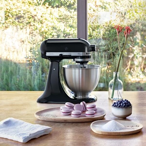Découvrez notre évaluation complète du robot pâtissier KitchenAid Classic 4, 3 L : analyse des performances, fonctionnalités et avis des utilisateurs pour un achat éclairé