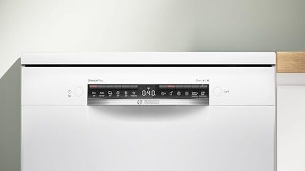 Découvrez comment le lave-vaisselle Bosch série 4 allie performance, design élégant et fonctionnalité pour une vaisselle impeccable à chaque lavage.