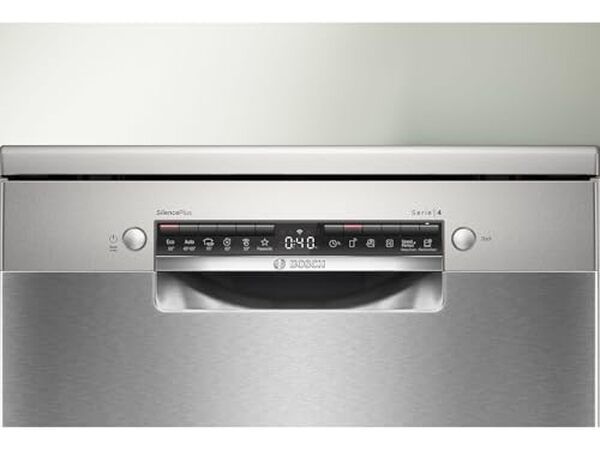 Découvrez notre test complet du lave-vaisselle Bosch SMS4EMI06E série 4 inox : performances, consommation énergétique, capacité et fiabilité pour un achat informé.