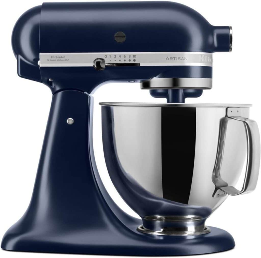 Test du robot pâtissier KitchenAid Artisan 4, 8 L : polyvalence et design en bleu encre